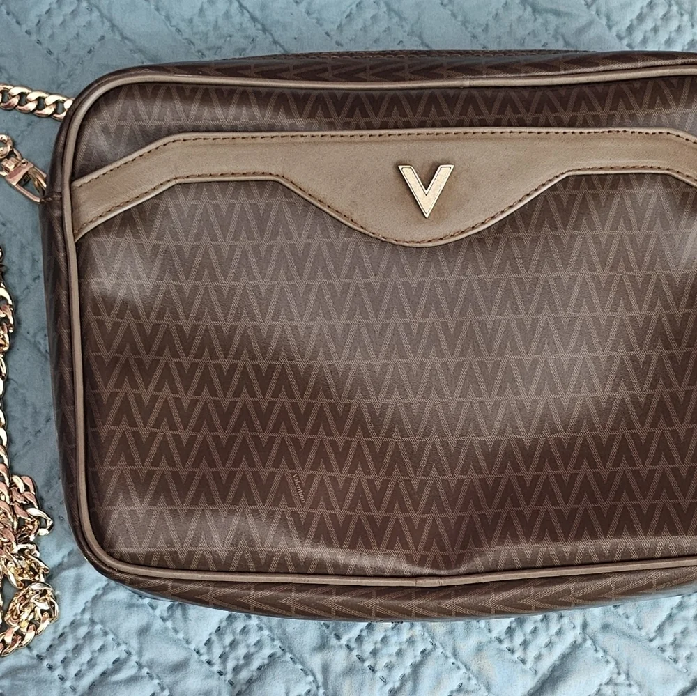 VALENTINO WITH UNBRANDED GOLD TONED CROSSBODY STRAP
